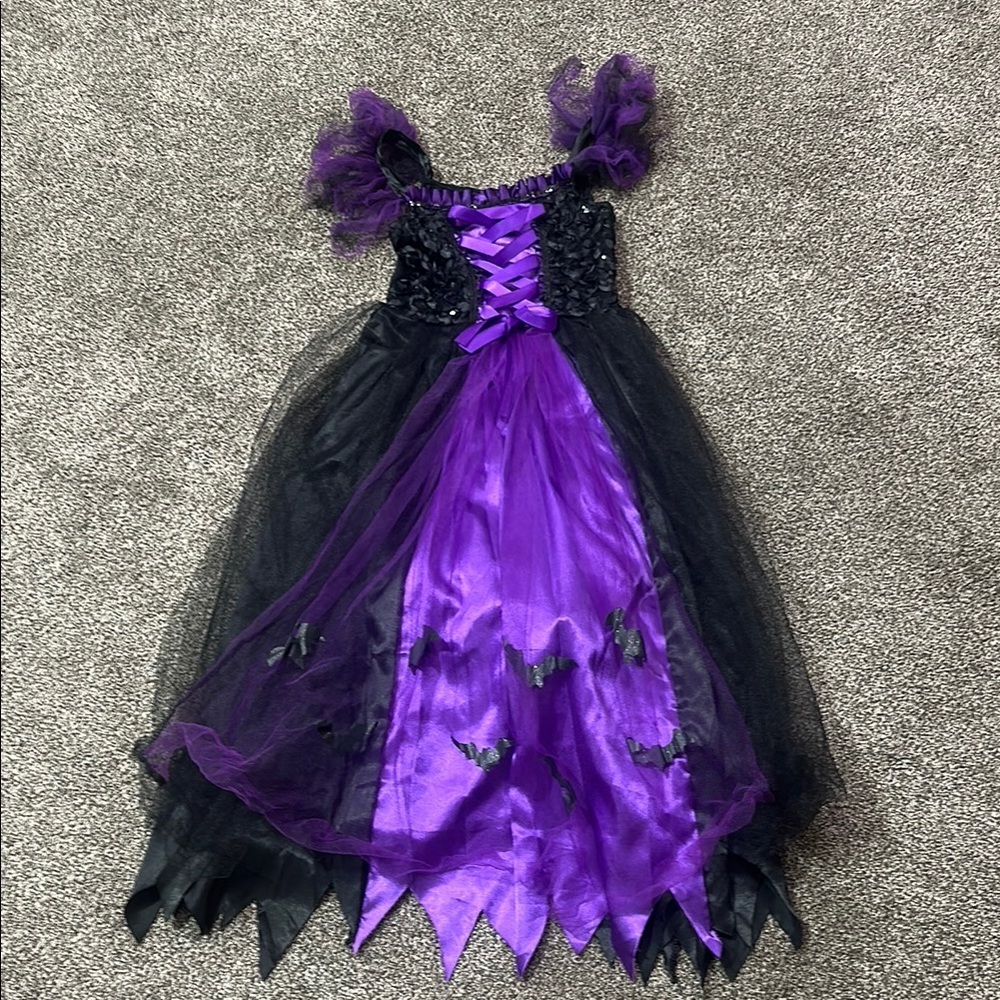 Witch costume Enchanting Purple and Black Kids Costume size 6/8